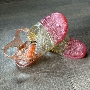 OshKosh B'Gosh girls Marie Sandal jelly ombré sparkle size 12 toddler